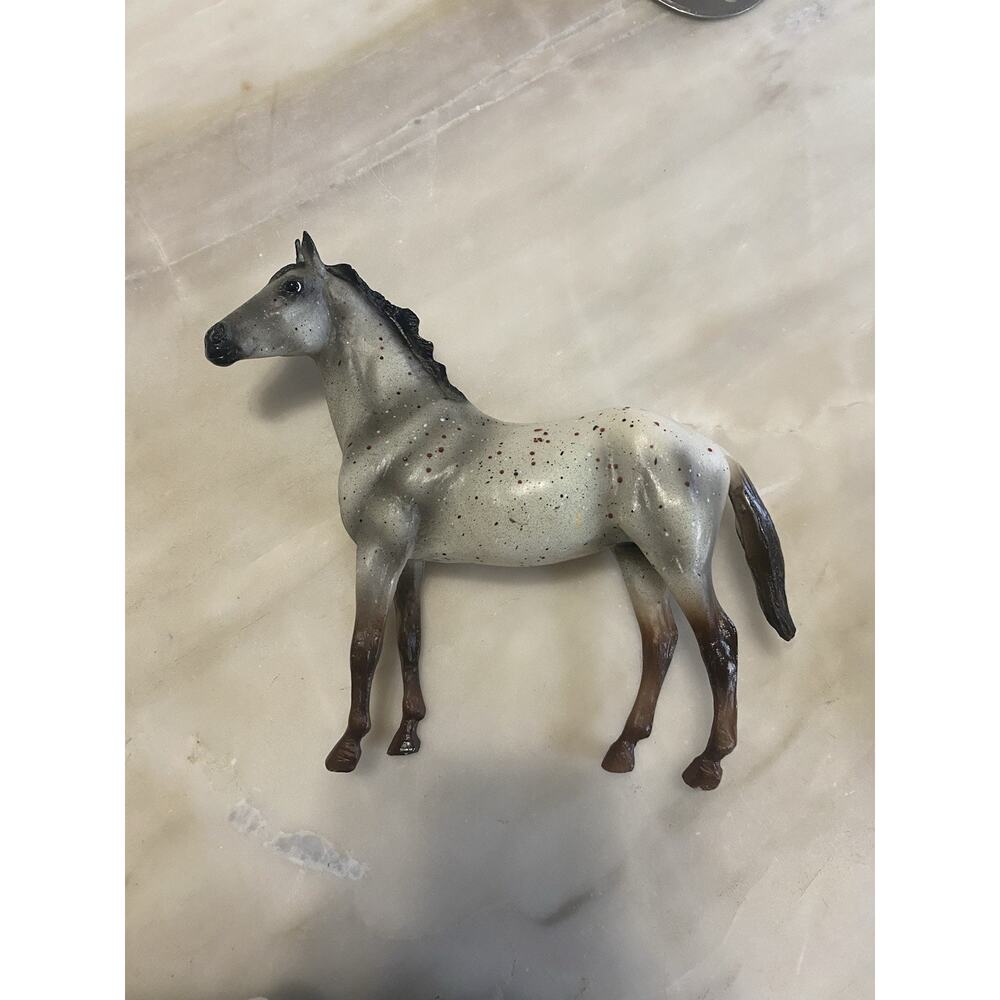 Retired Classic Breyer Horse #6136 Wild Blue Roan Mustang Duchess Mid-Year